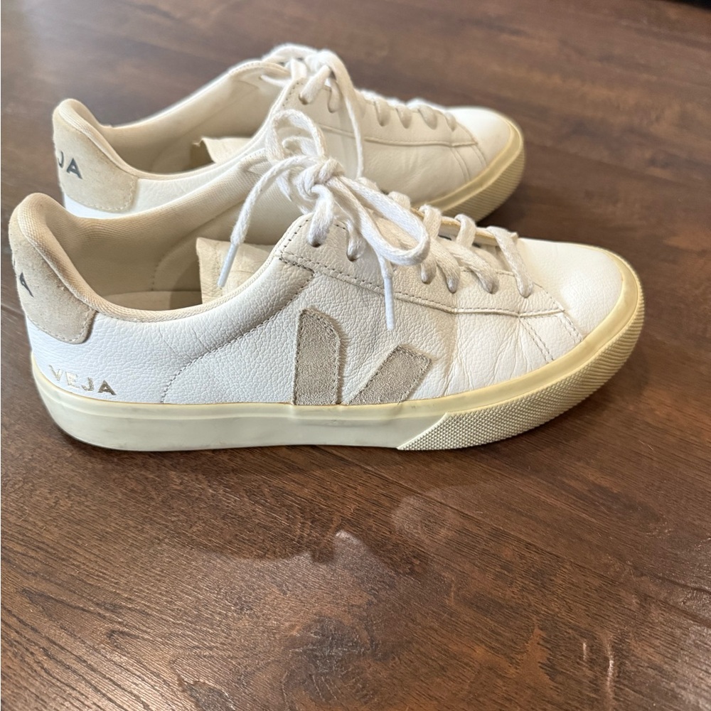 Veja Women's Cream and White Sneakers